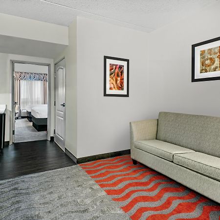 Holiday Inn & Suites College Station-Aggieland By Ihg Bagian luar foto