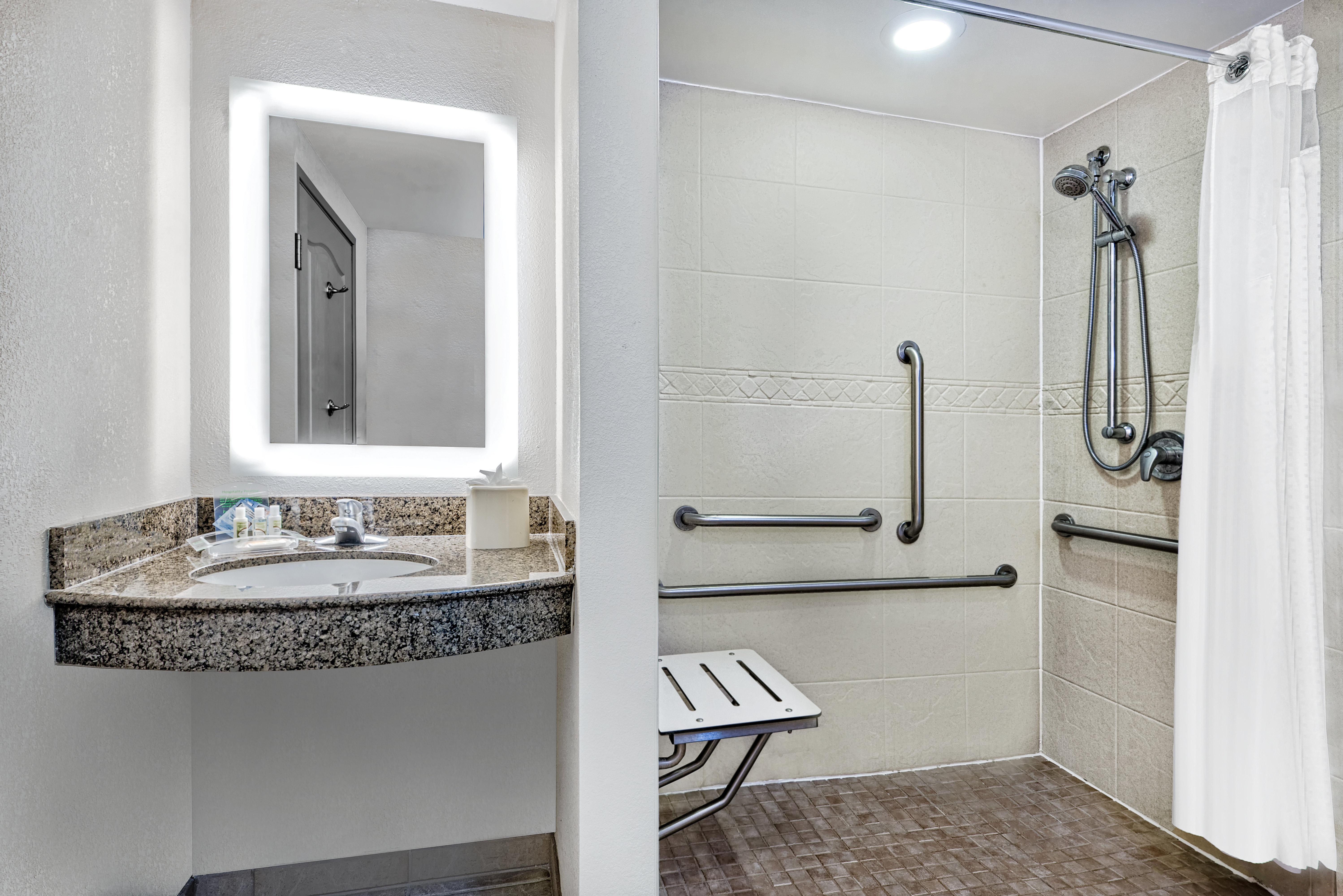 Holiday Inn & Suites College Station-Aggieland By Ihg Bagian luar foto