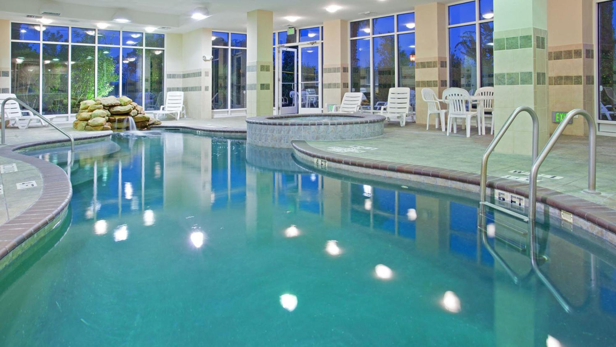 Holiday Inn & Suites College Station-Aggieland By Ihg Bagian luar foto